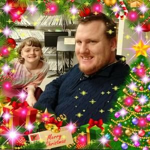 Meet your Posher, Christopher